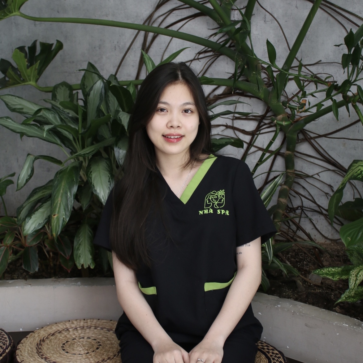 Ảnh chân dung lễ tân Kim Anh